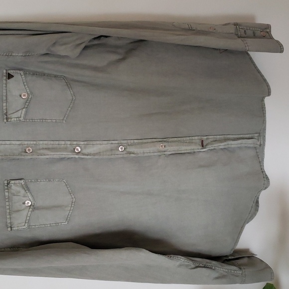 Guess Vintage sage green button up shirt, long sleeve, chest pockets, me… - Picture 3 of 8